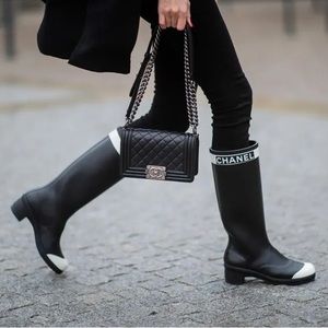 Authentic Chanel rubber rain boots (rare size 41, sold out style)